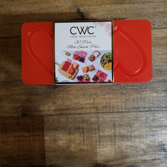 CWC Red Heart Mini Snack Pots - 30 Piece - Picture 1 of 3